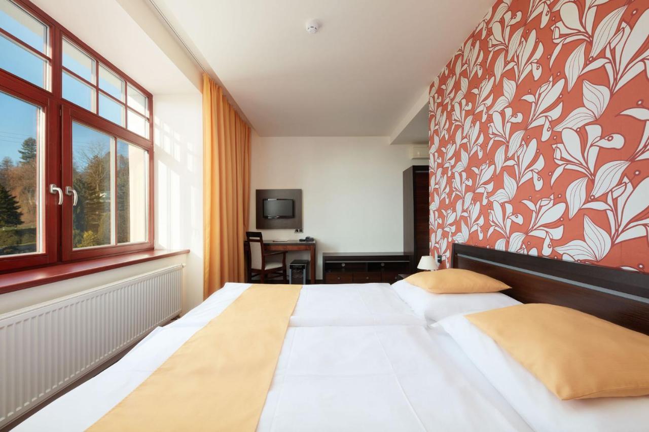 Hotel Slunny Dvur Jesenik Exterior photo