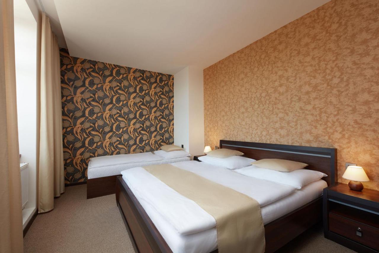 Hotel Slunny Dvur Jesenik Exterior photo
