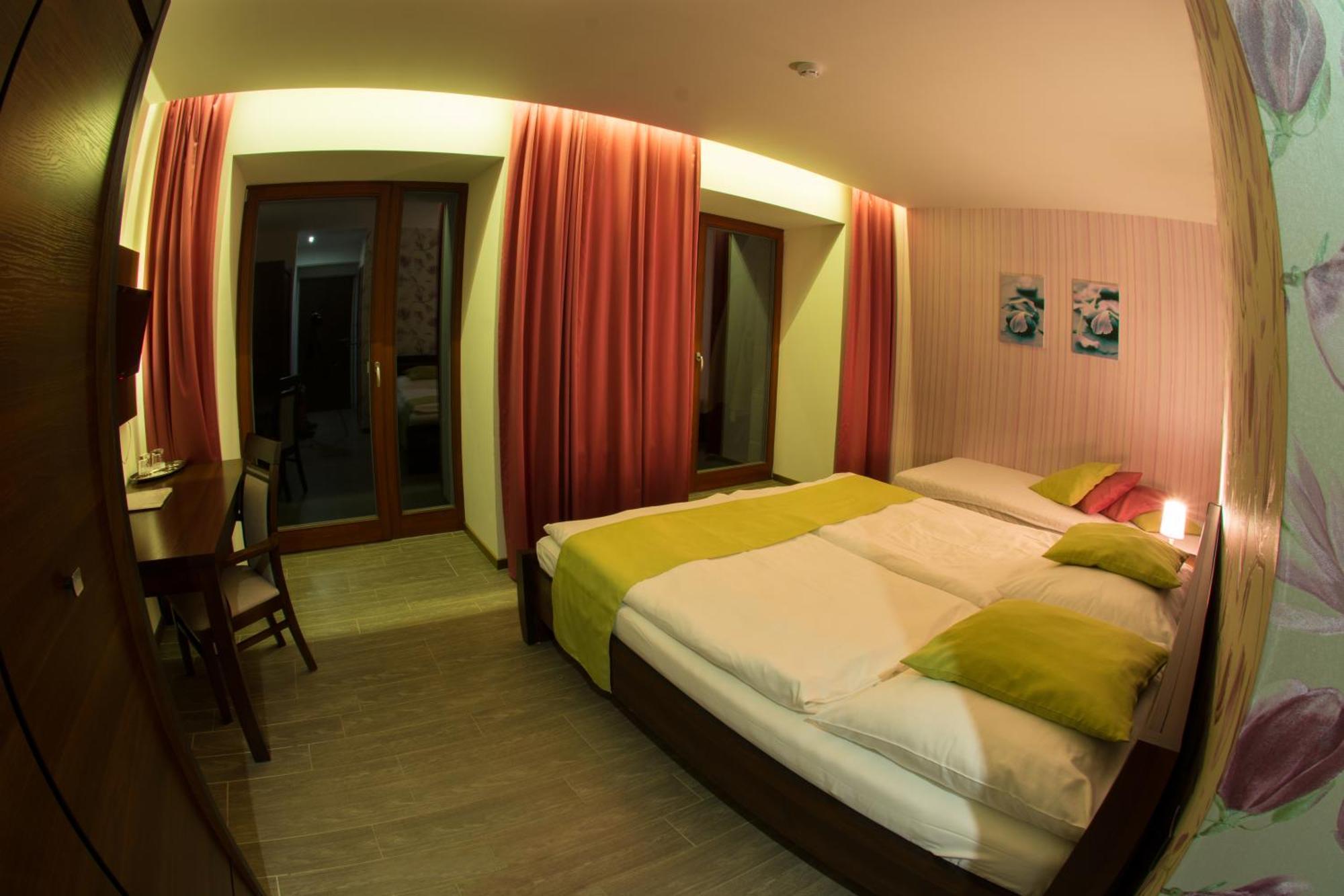 Hotel Slunny Dvur Jesenik Room photo