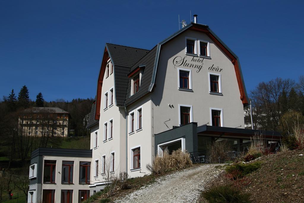 Hotel Slunny Dvur Jesenik Exterior photo