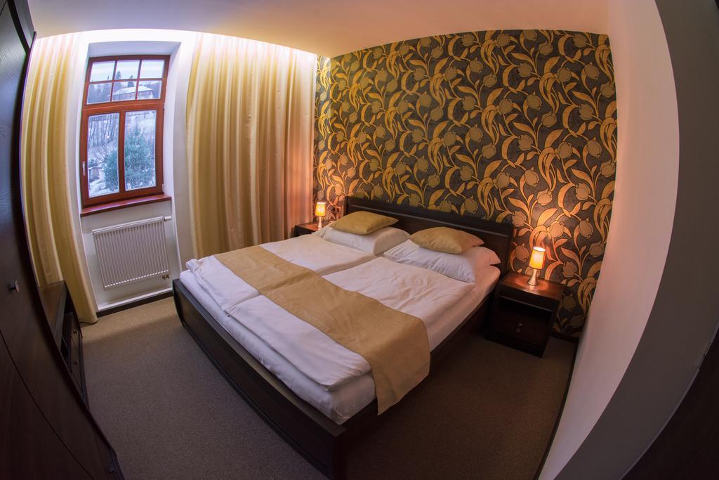 Hotel Slunny Dvur Jesenik Exterior photo
